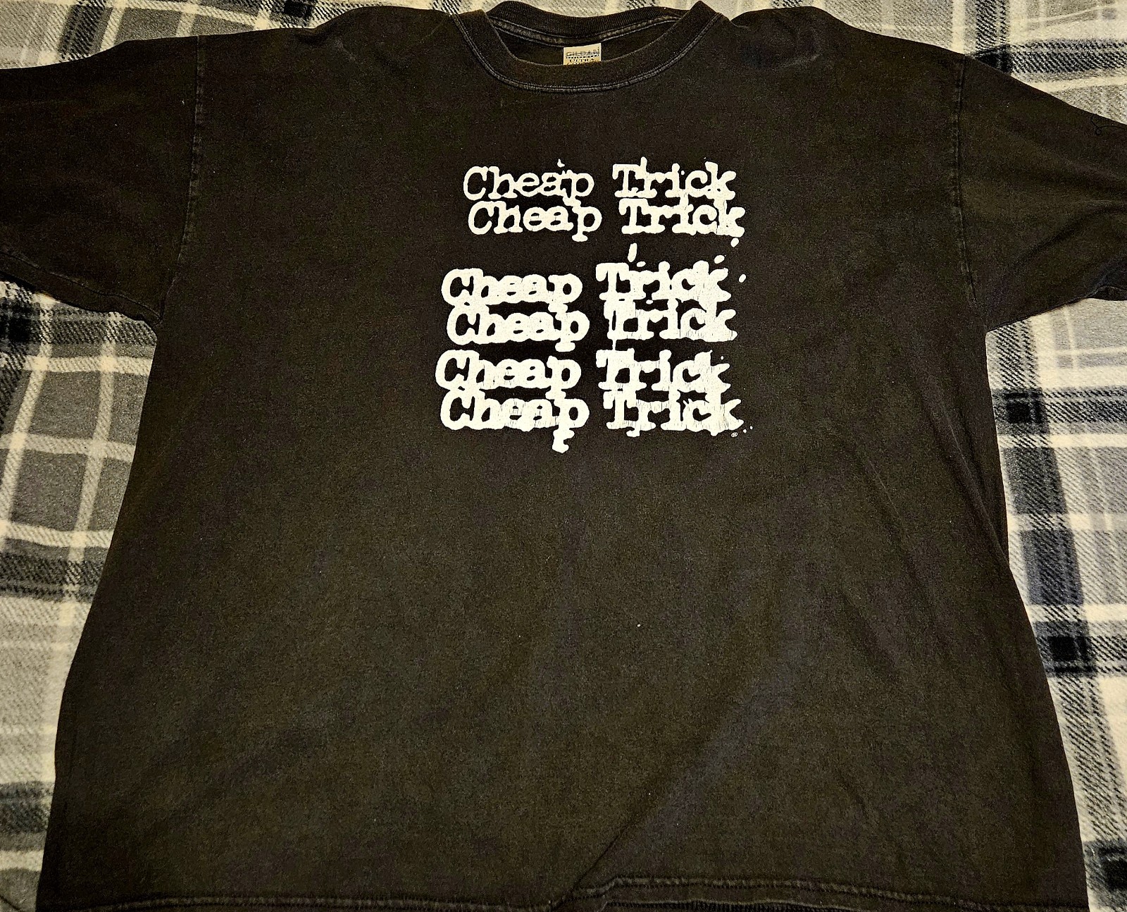 CHEAP TRICK 6 LOGO T SHIRT 2001 TOUR 2XL! VINTAGE! RARE